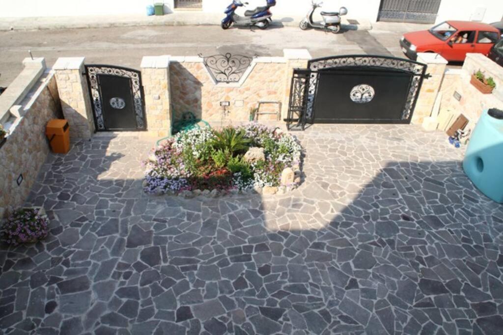 Casa Vacanze La Casa Di Katia Castro  Экстерьер фото